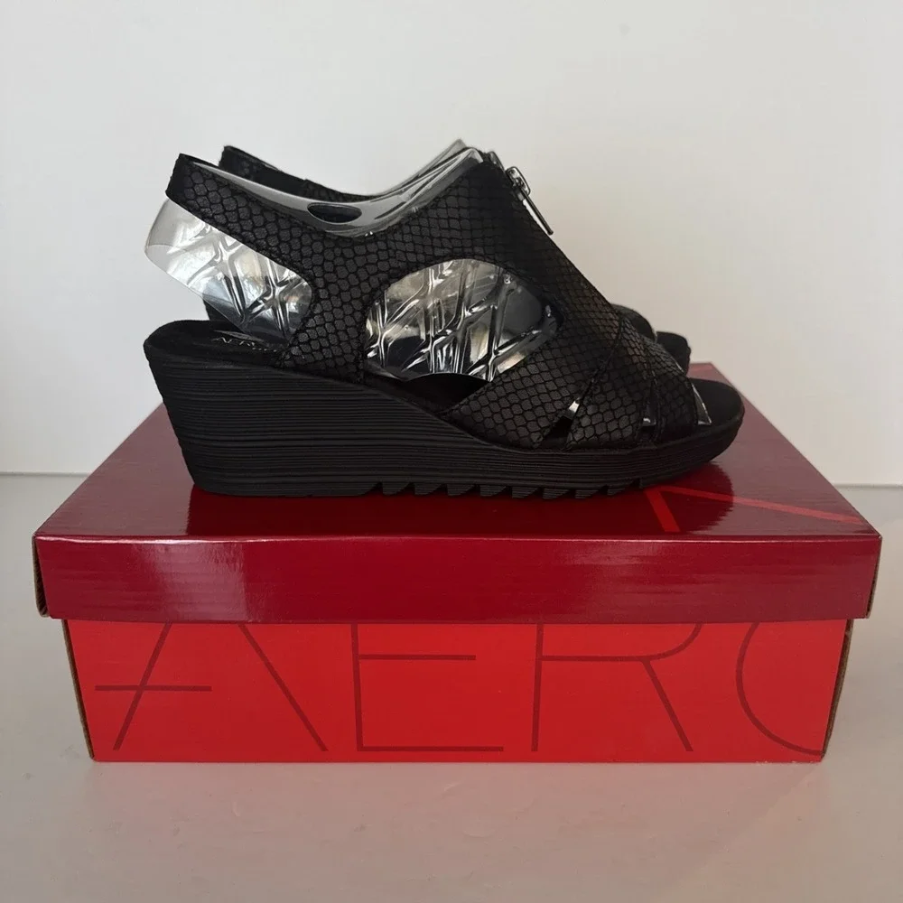 Aerosoles Sandals Duffle Bog Wedge Heel Black Snake Neutral Casual Womens 8 Wide